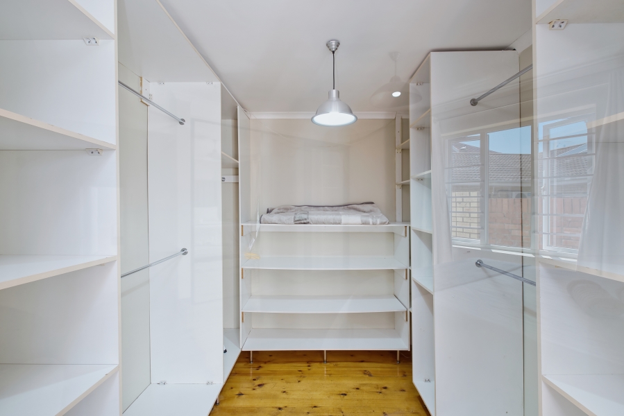 6 Bedroom Property for Sale in Summerstrand Eastern Cape